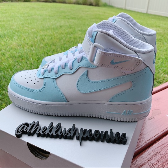Nike Custom Painted Air Force 1 Mid Top - Light Blue NWT - Picture 10 of 15